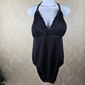 Time & Tru Size 2X (20W-22W) Black One Piece Swimsuit Interior Power Mesh NWT